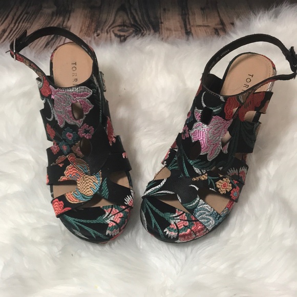 torrid Shoes - Torrid Multi Floral Brocade Platform Wedges
